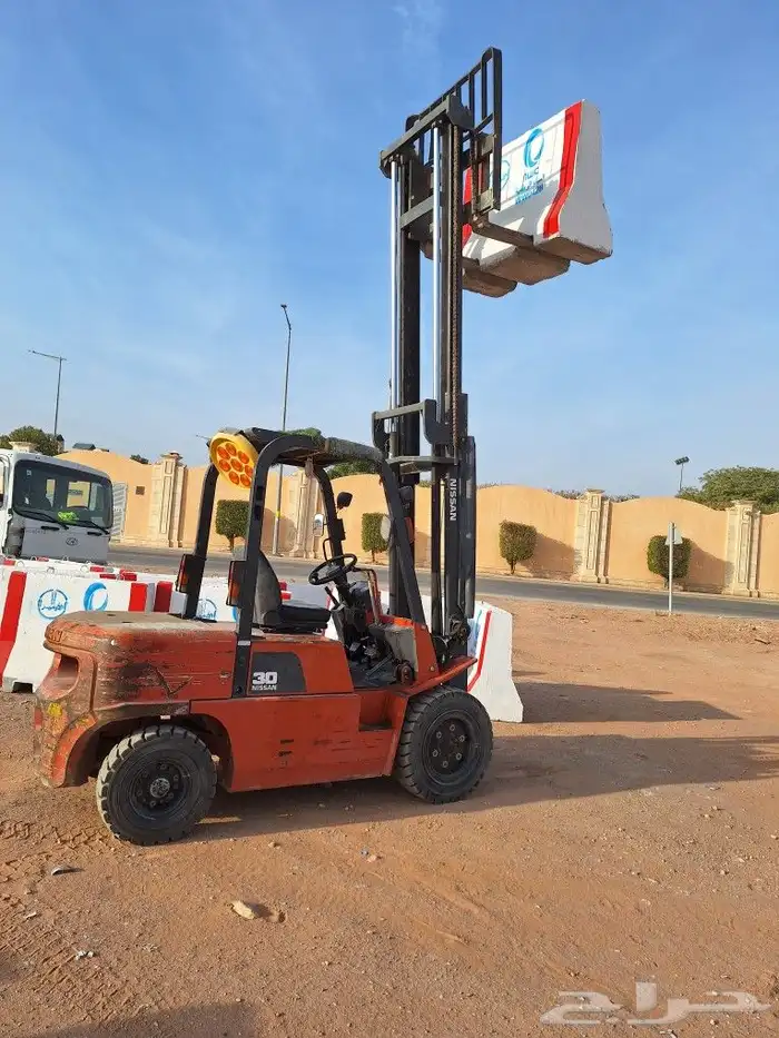 معدات لليجار 4