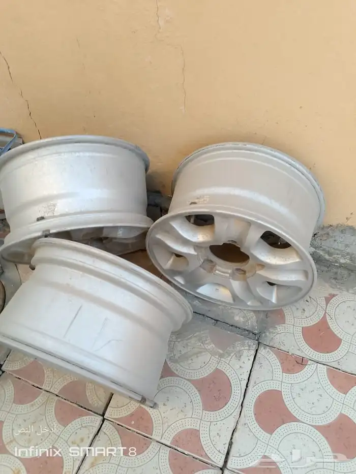 جنوط مقاس 16 بس ثلاث جنوط على السوم 0