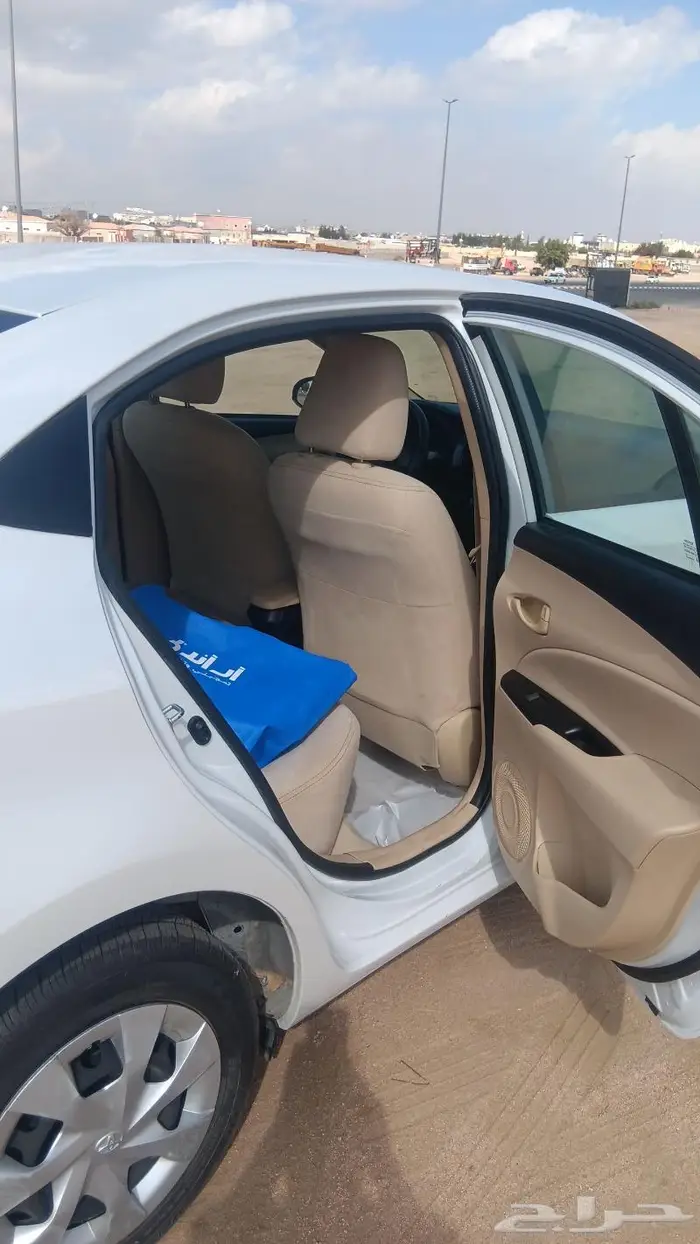 البيع يارس موديل 2022 4