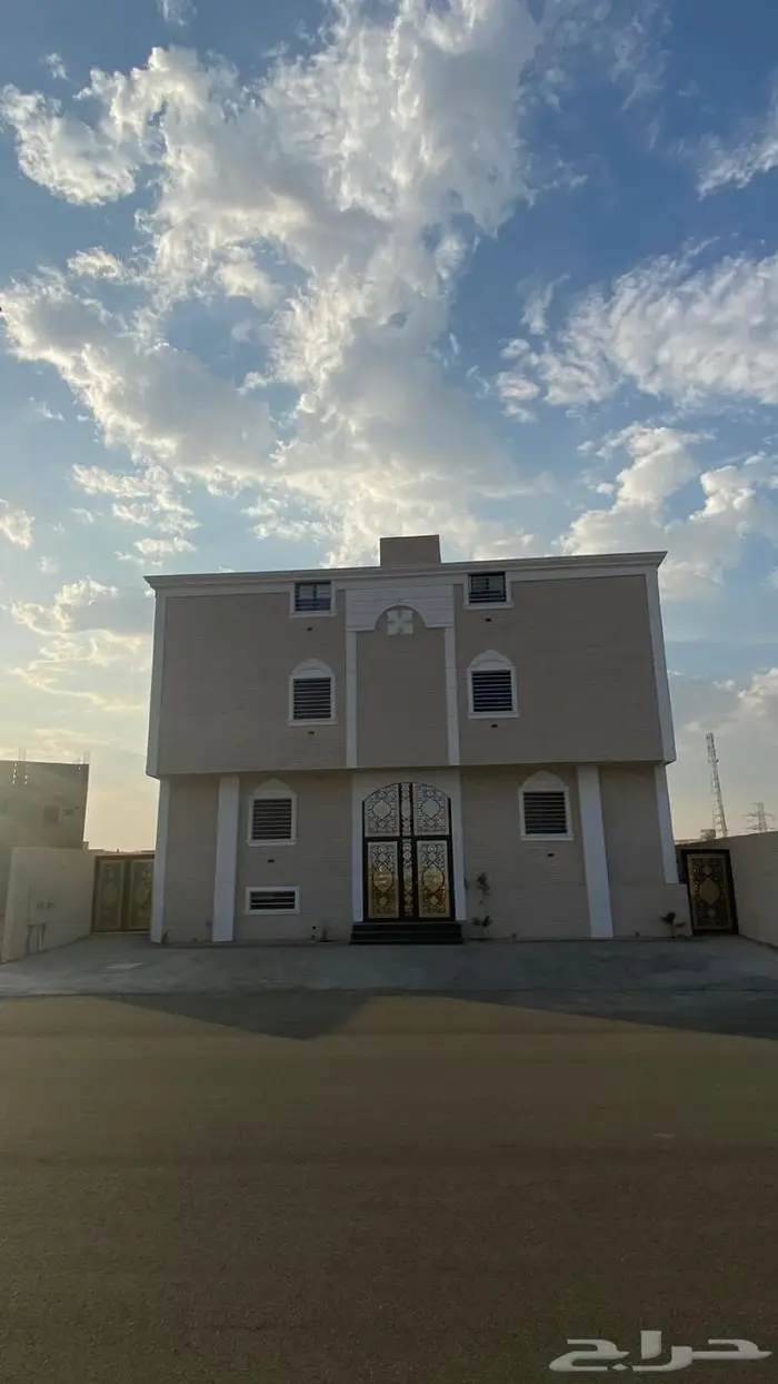 فرصة لا تتكرر فيلا 4 بسعر مميز في جليل ب 1