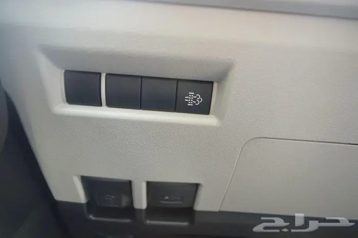 تويوتا باص هايس 2025 ديزل قير عادي سقف منخفض عبداللطيف 15