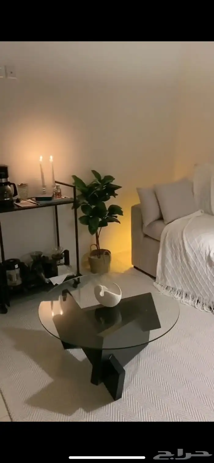 كنب وطاولة وابجوره وفرشه جلسة كامله 5