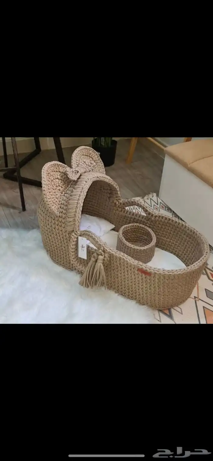 سرير مع قاعدة استخدام نظيف جدا 1