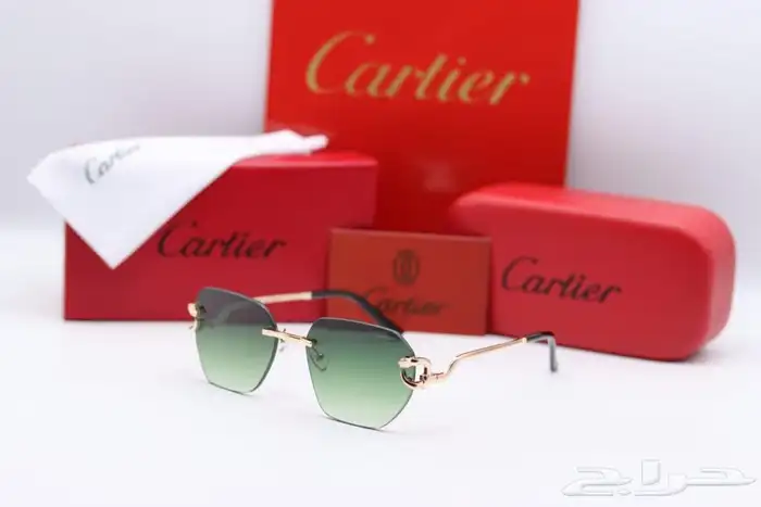 عرض النظارات الشمسية رجالي او نسائي ماركة 15