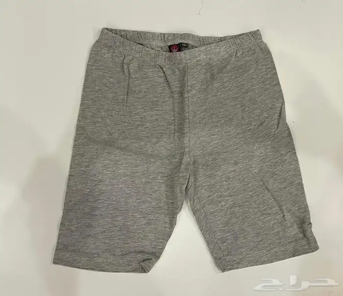 ملابس أطفال متنوعة استعمال خفيف شبه جديدة 4