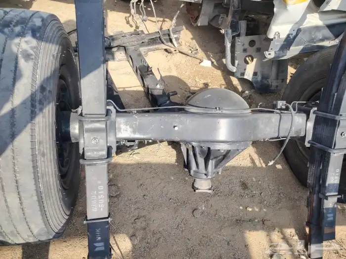 قطع غيار دينات ميتسوبيشي وايسوزو موديل 2014 1