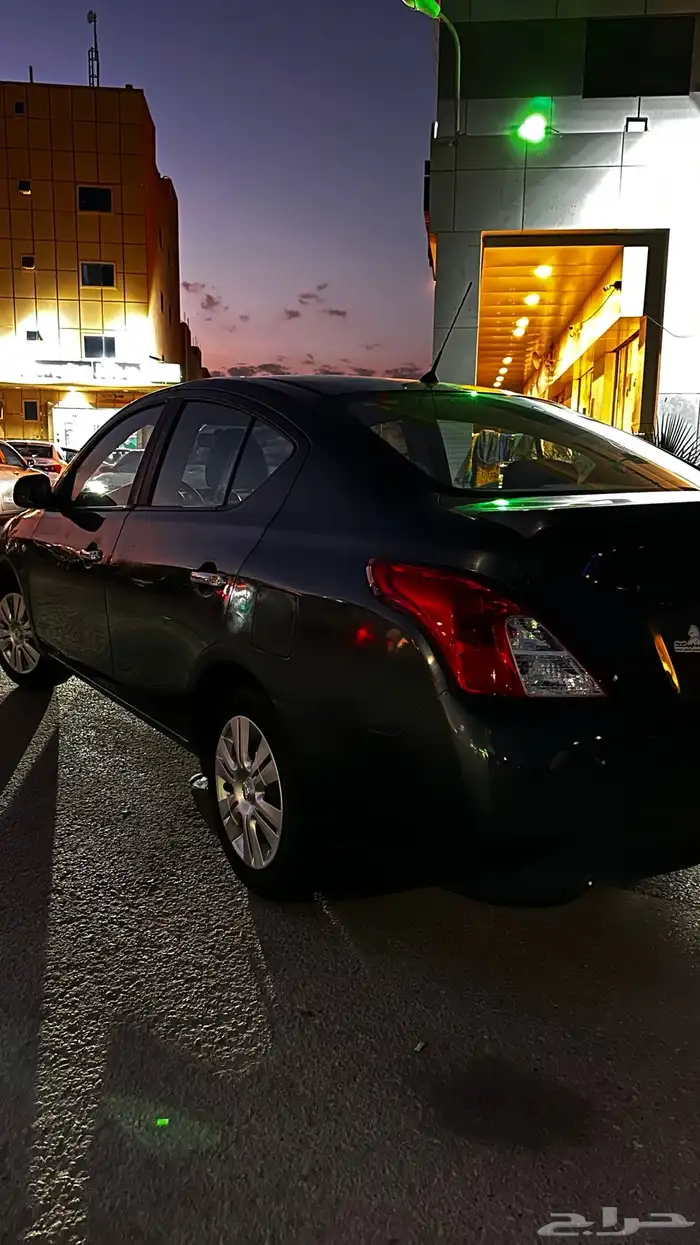 اخر يوم للعروض لتأجير السيارات يومي و شهري 0