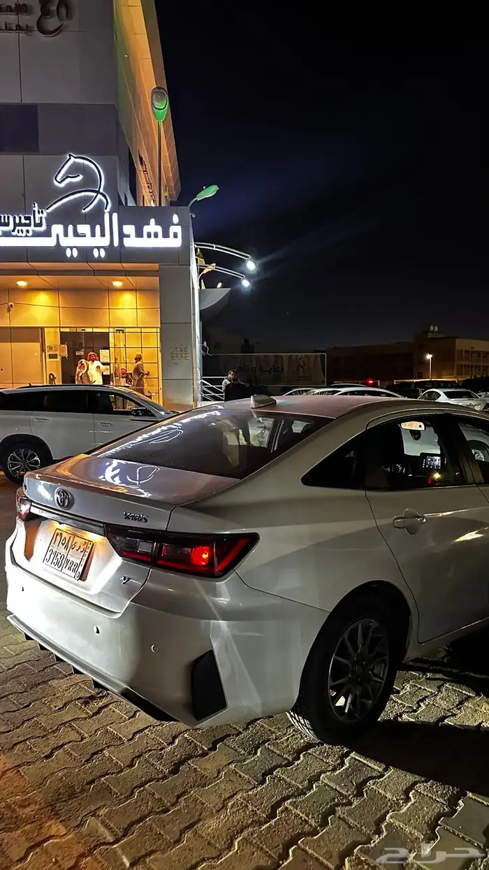 اخر يوم للعروض لتأجير السيارات يومي و شهري 11