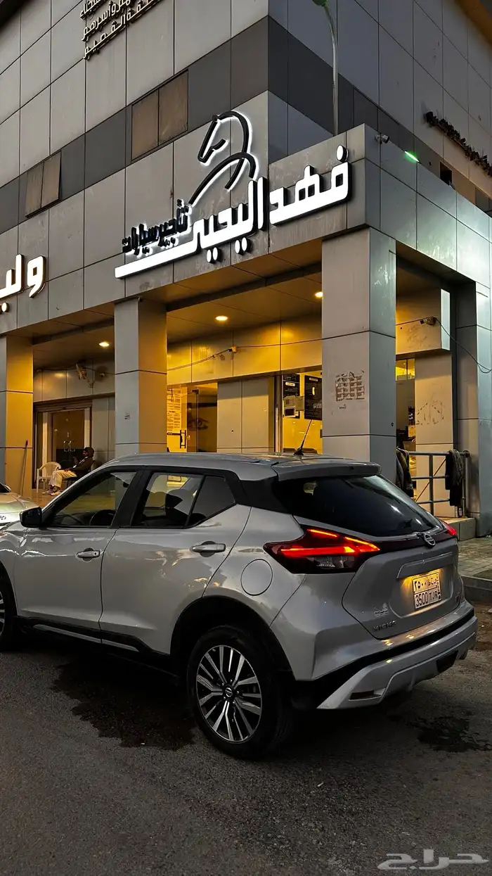 اخر يوم للعروض لتأجير السيارات يومي و شهري 1