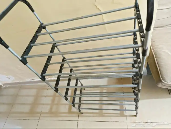 رف للأحذيه بحاله جيده جدا 1