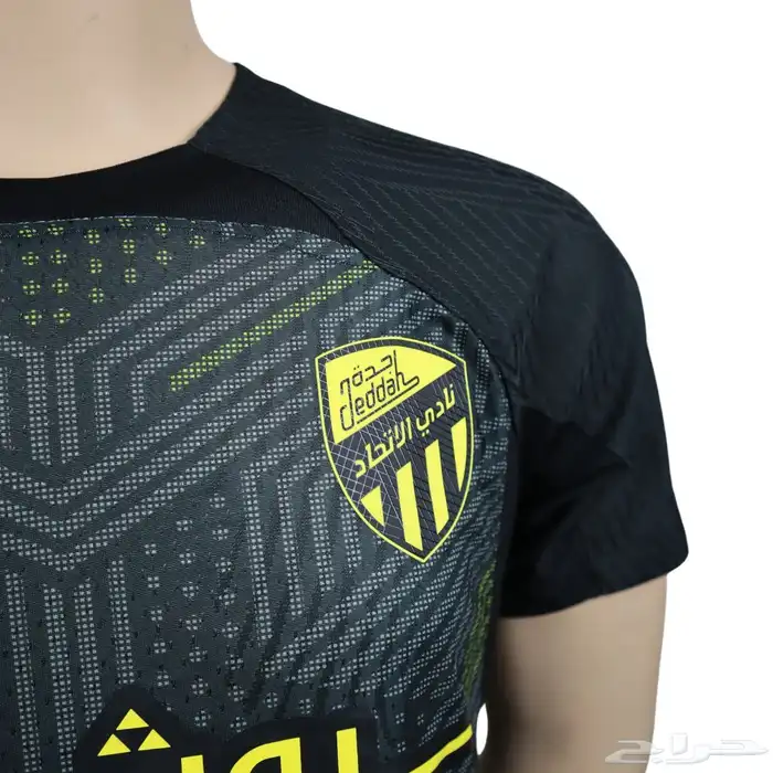 تيشيرت نادي الإتحاد الثالث(2024-2025) 1