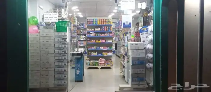 بقالة للبيع في المحمديه بالقرب من حديقه ومطاعم 8