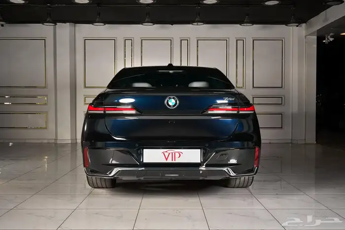 مرسيدس جي كلاس للايجار 33