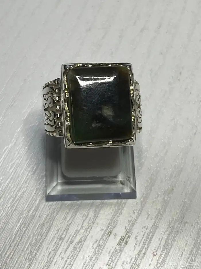 خاتم يشم يماني قص مربع 0