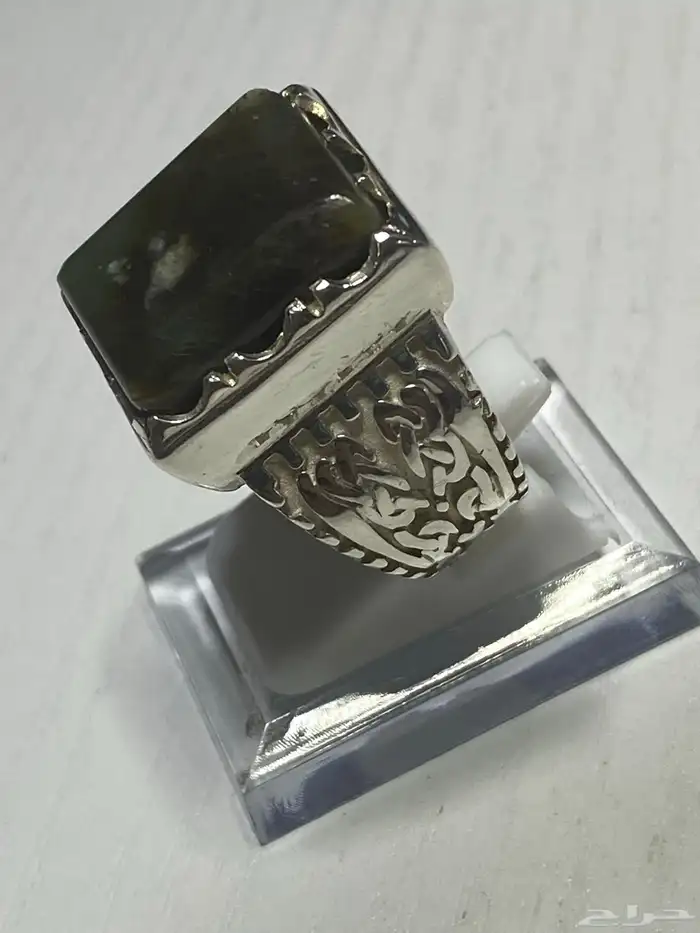 خاتم يشم يماني قص مربع 2