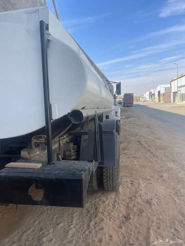 وايت جمس صهريج 1