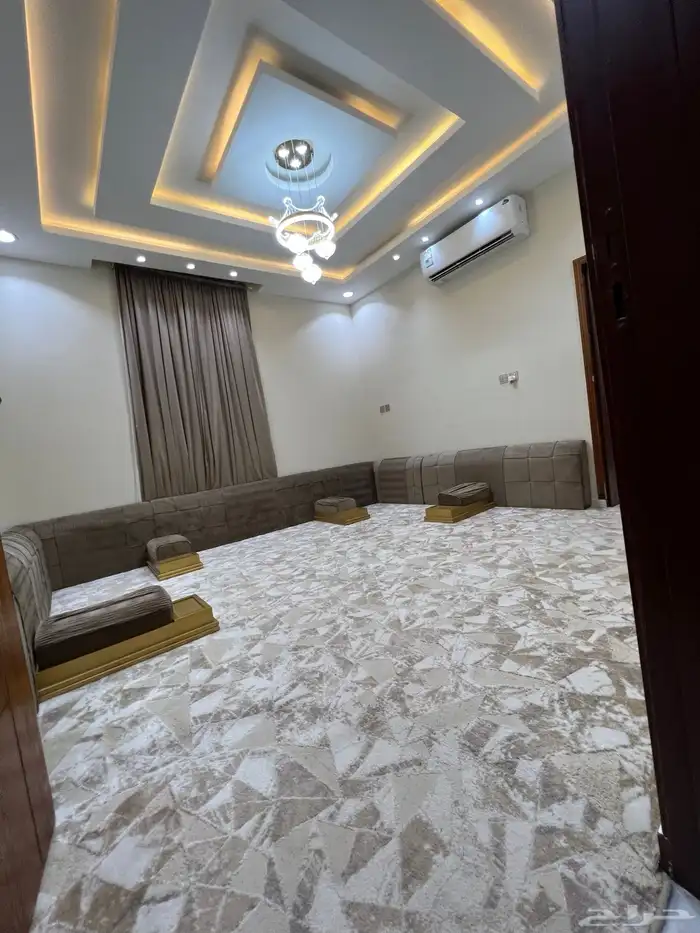 شاليه تولين في الشقيق يوجد مسبحين داخل وخارج وملعب صابوني 10