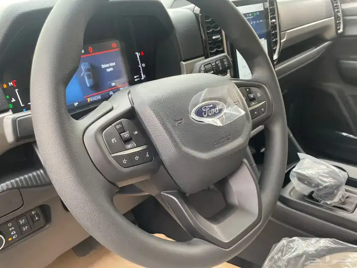 فورد ايفرست 2025 XLS 11