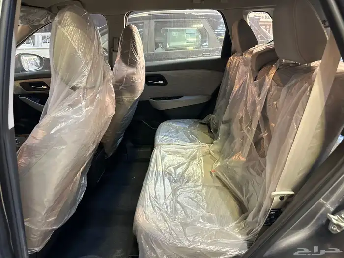 نيسان اكس تريل 2025 10