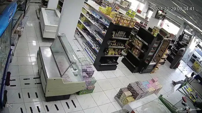 ثلاجات عرض وأرفف 2