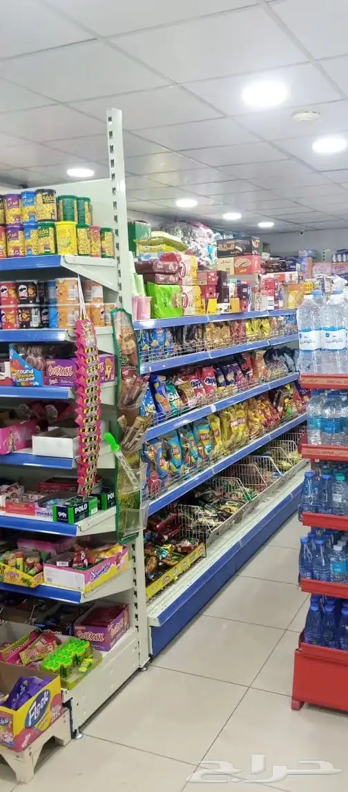 بقالة للبيع في المحمديه بالقرب من حديقه ومطاعم 7