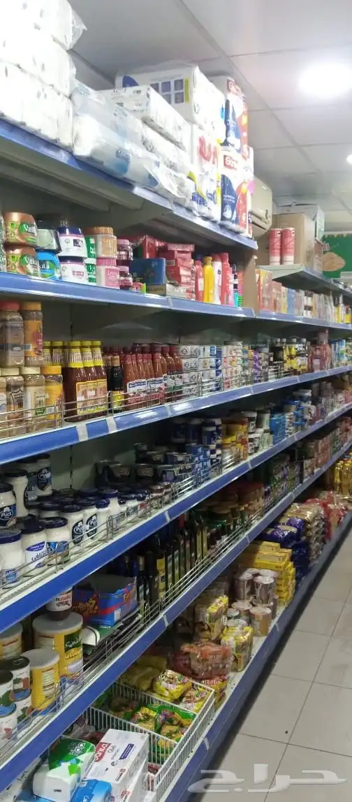 بقالة للبيع في المحمديه بالقرب من حديقه ومطاعم 9