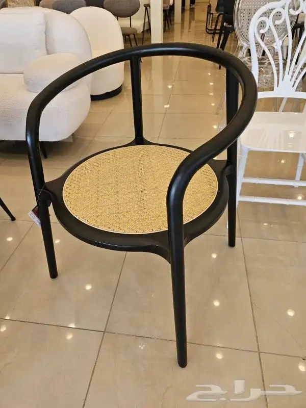 كراسي وطاولات خشب 14
