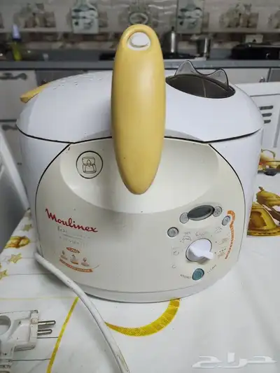 غلايه زيت مولينكس moulinex نظيفه. 0