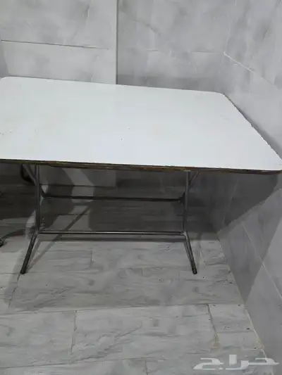 طاوله تطبق الطول 100 العرض70 0