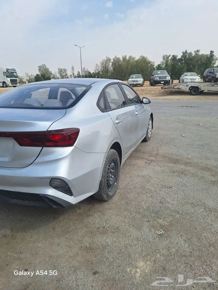 كيا سيراتو غير مصدوم 7