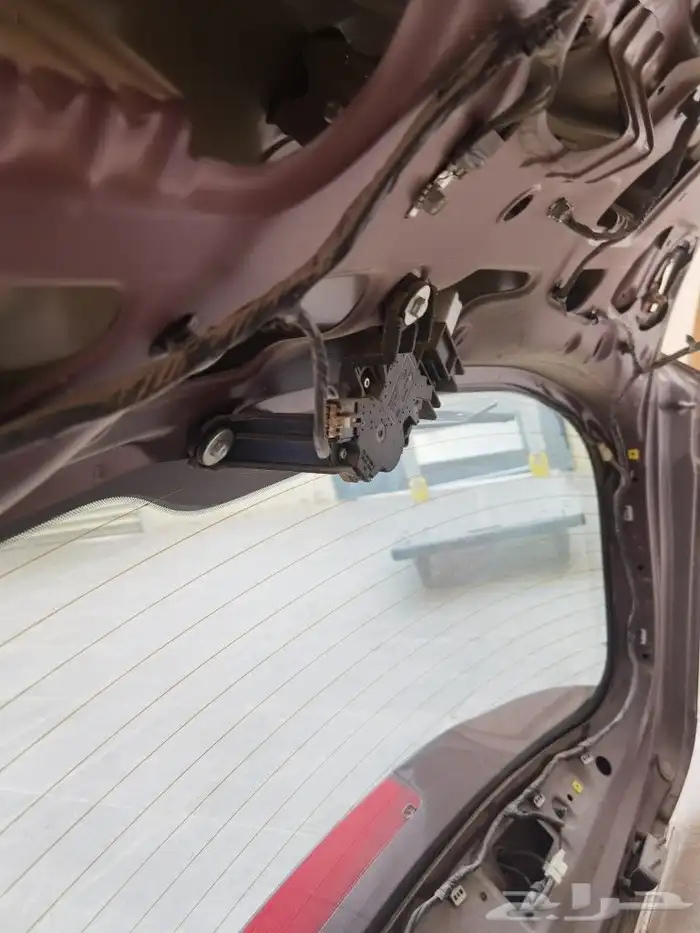 باب خلفي kia carnival كيا كارنفال 6
