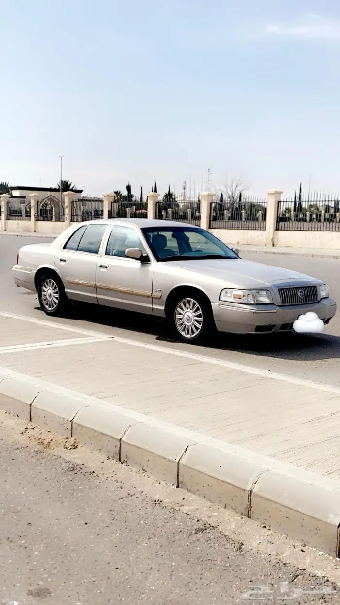 للبيع فورد مديل 2010 قراند ماركيز شد بلد 0