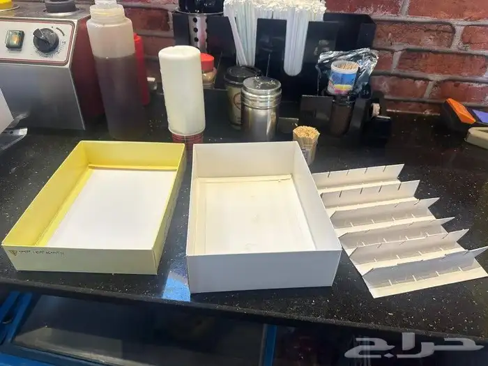 تصميم وطباعة بوكسات وأكواب واكياس ورقية 1