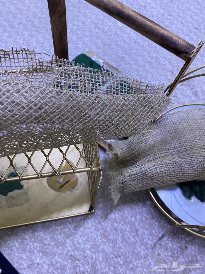 استاند للهدايا والورد 1