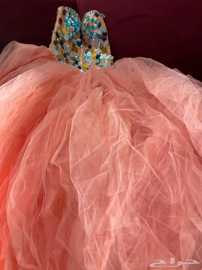 فساتين ملكة للبيع 5