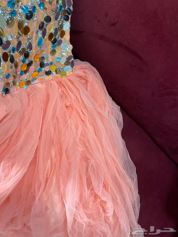 فساتين ملكة للبيع 3