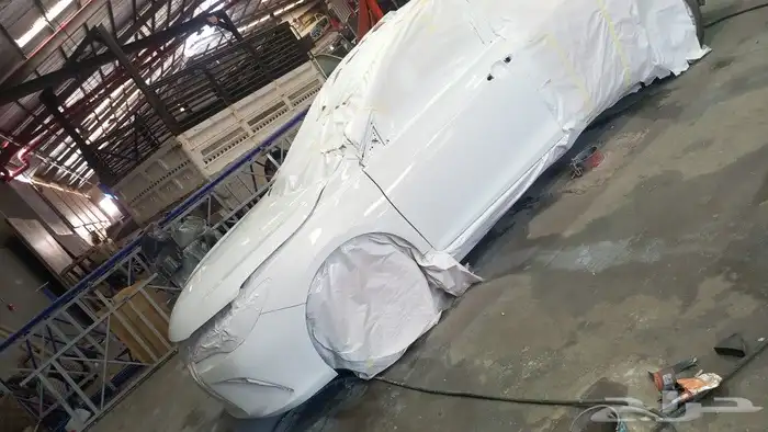 مركز تعديل عالبارد رش وسمكرا وتلميع سيارات 11