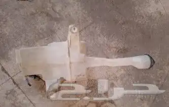 قربة ماء مساحات كامري 2011 1