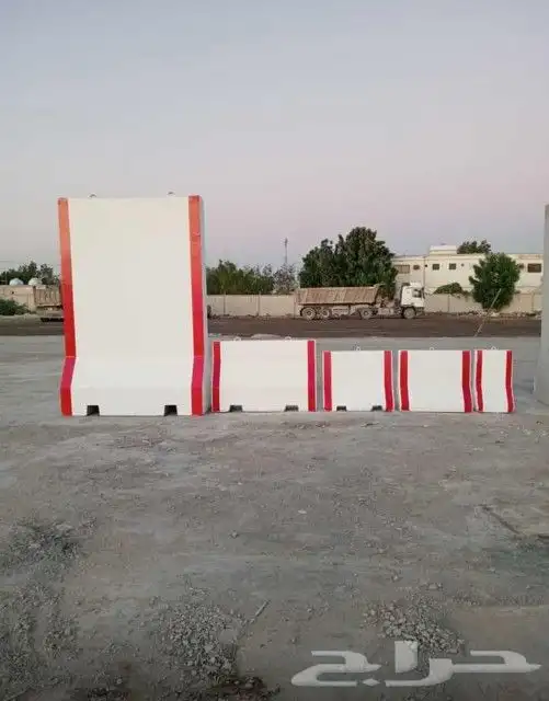 حواجز خرسانية مصدات 0