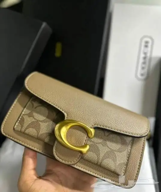 يوجد جميع الشنط جمله وقطاعي 9