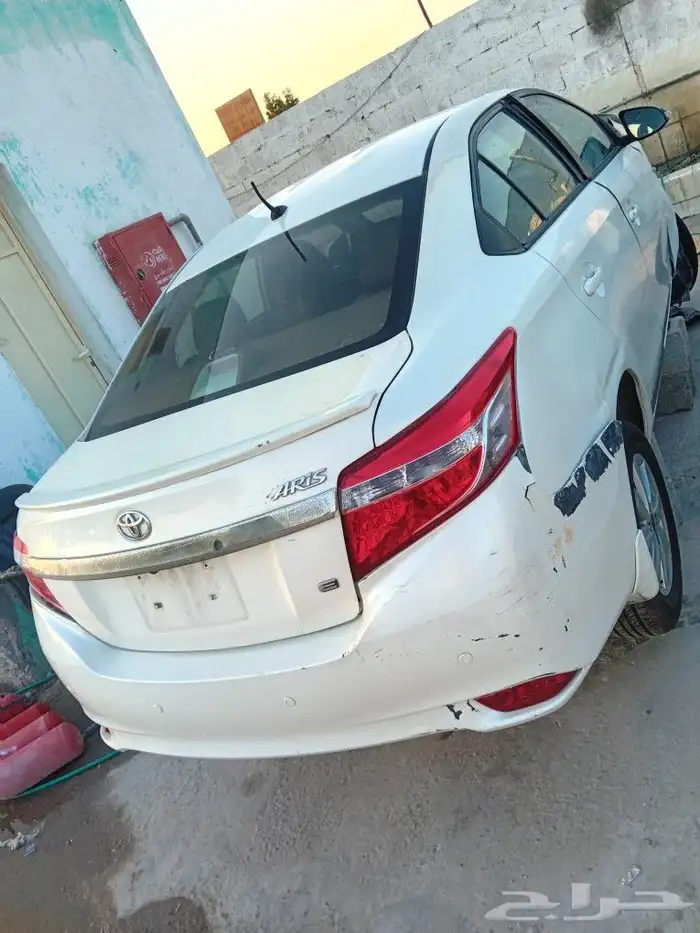 يارس 2015 قطع غيار مستعمل باجمل الأسعار 0