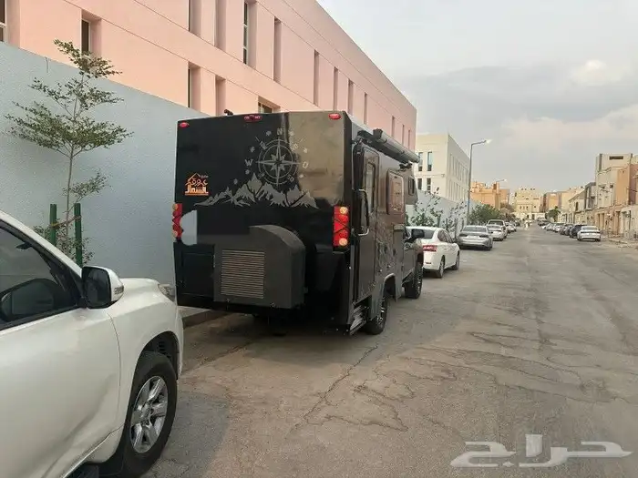 موترهوم كرفان سييرا 4