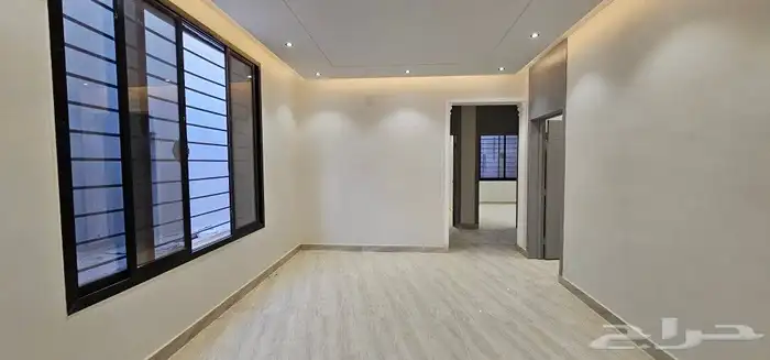 للبيع دور ارضي مميز 8