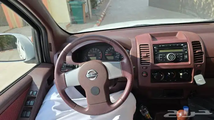 نيسان نيفارا 22