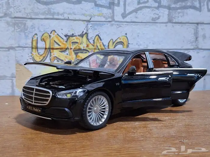 للبيع مجسم مرسيدس الجوهره 1.24 4