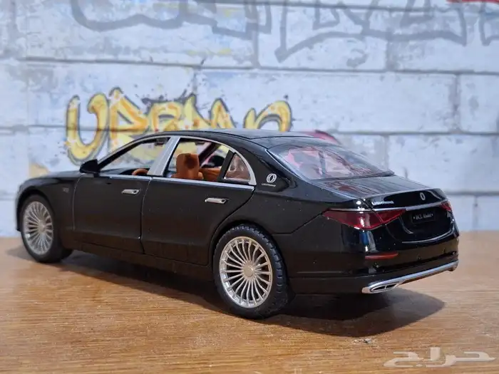 للبيع مجسم مرسيدس الجوهره 1.24 6