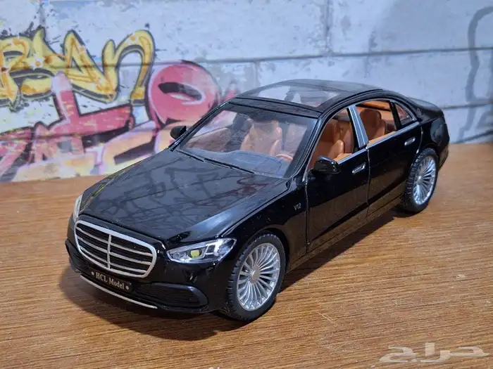 للبيع مجسم مرسيدس الجوهره 1.24 11