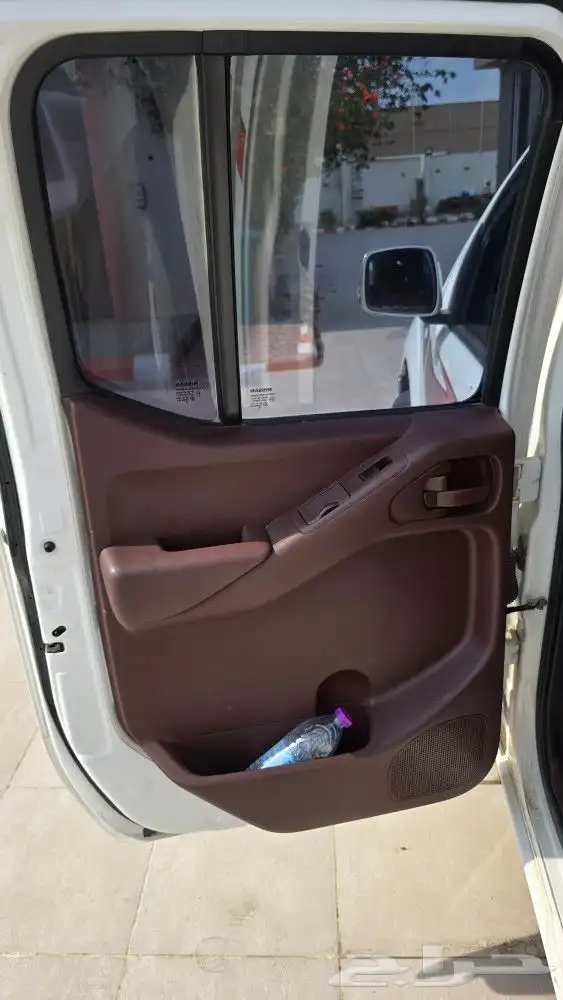 نيسان نيفارا 17