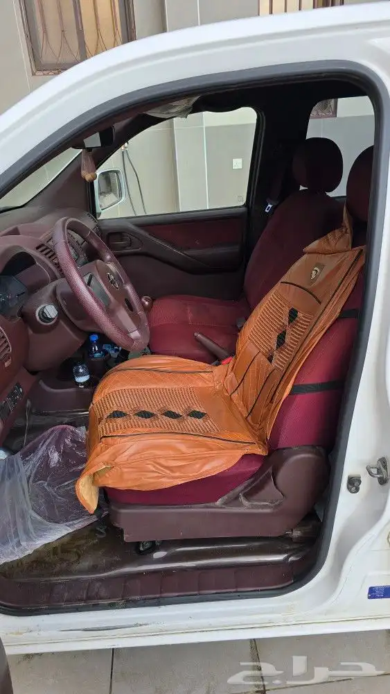 نيسان نيفارا 14