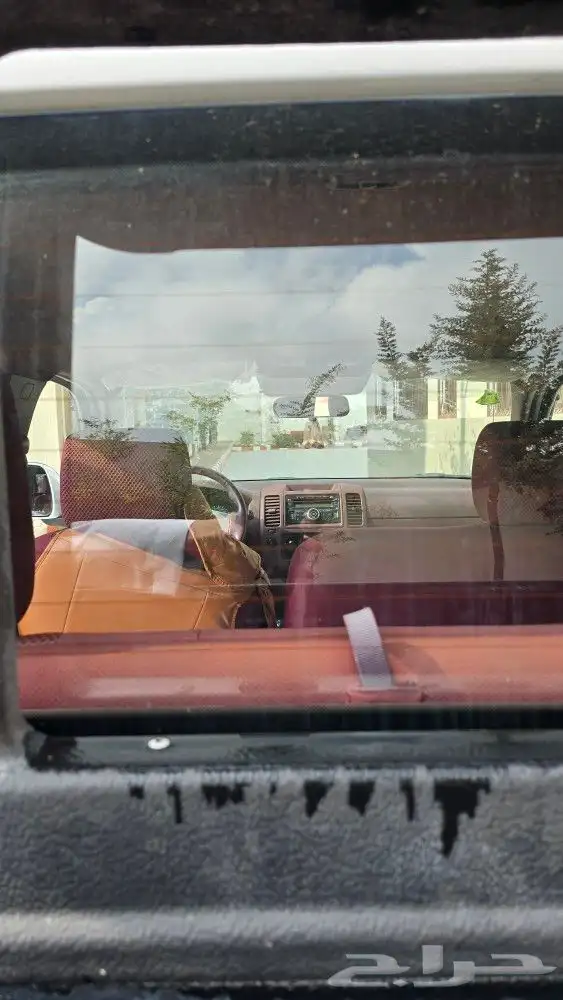 نيسان نيفارا 18